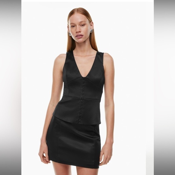 Aritzia Canape Satin Light Birch Top NWT - Picture 2 of 9